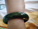 百年老鳳祥玉手鐲女碧玉色手鐲菠菜綠和田玉色墨綠送長(cháng)輩節日禮物 內徑63-64適合體重140-160斤 曬單實(shí)拍圖