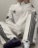 adidas情侶款復古風(fēng)梭織立領(lǐng)夾克外套男女秋季阿迪達斯官方三葉草 亮白 M 曬單實(shí)拍圖