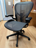 赫曼米勒（HERMAN MILLER）AERON電腦椅人體工學(xué)椅辦公椅升降扶手透氣面料 大號石墨色  曬單實(shí)拍圖