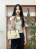 紀(jì)詩哲（GIEVSZHE）奢侈包包女包2025新款百搭單肩手提包 教師節(jié)禮物送老婆生日 淺灰色【當(dāng)/次日達(dá)】七夕禮物 禮盒裝 曬單實(shí)拍圖