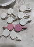 強(qiáng)力掛鉤創(chuàng)意家用廚房免打孔無(wú)痕掛鉤粘鉤北歐迷你塑料掛鉤 10個(gè)裝（顏色隨機(jī)） 曬單實(shí)拍圖