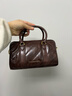 CHARLES&KEITH25冬季新品多背法鏈條手提包波士頓包CK2-30151559 Distressed Coffee咖啡色 S 曬單實(shí)拍圖