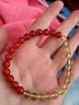 中國(guó)黃金（CHINA GOLD）紅瑪瑙手串男女款招財(cái)轉(zhuǎn)運(yùn)珠黃水晶手七夕情人節(jié)禮物送女朋友老婆 曜晶級(jí)紅瑪瑙黃水晶手串 約6mm 曬單實(shí)拍圖