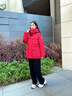 波司登（BOSIDENG）25新款羽絨服女短款鵝絨90絨極寒連帽時(shí)尚保暖蓬松外套B250242412 光韻紅1903 XS 155/80A 體重約100斤以?xún)?曬單實(shí)拍圖