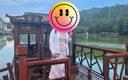 尚都比拉夏季吊帶裙女時(shí)尚抽象風(fēng)撞色印花中長(cháng)款吊帶連衣裙 白底粉花 XL 曬單實(shí)拍圖