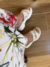 康莉（COMELY）一字拖鞋女夏季羊皮坡跟休閑防滑沙灘交叉帶時尚涼拖 米白色 36  曬單實拍圖
