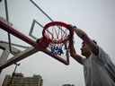 舒奈斯便攜式籃球網(wǎng)加粗投籃筐網(wǎng)兜可拆卸掛網(wǎng)籃框網(wǎng)籃球訓練輔助器材 橙框+白紅藍網(wǎng) 曬單實(shí)拍圖