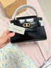 CHARLES&KEITH鱷魚(yú)紋凱莉包手提斜挎婚包包女包生日禮物CK2-50270880-1 Black黑色 S 曬單實(shí)拍圖