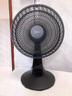 美的（Midea）臺式電風(fēng)扇七葉柔風(fēng)輕音臥室宿舍廣角遠距交流定頻臺扇辦公室桌面節能省電搖頭小型電扇 FGAU30D 曬單實(shí)拍圖