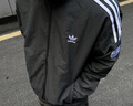 adidas休閑簡(jiǎn)約三條紋梭織立領(lǐng)夾克外套男裝秋季阿迪達斯三葉草   黑色 (偏小，推薦買(mǎi)大1碼)   M 曬單實(shí)拍圖