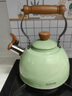 蘇泊爾SUPOR 鳴笛不銹鋼開水壺 復(fù)合底磁通燒水壺 2.5L綠色ES25TS01-G 曬單實拍圖