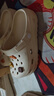 名創(chuàng)優(yōu)品（MINISO）洞洞鞋男女夏季外穿涼鞋防滑厚底踩屎感包頭涼拖鞋 卡其+趣味零食 曬單實拍圖