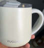富光不銹鋼馬克杯帶蓋高顏值杯子咖啡杯316L保溫桌面水杯帶勺子 奶杏白（加購下單送鋼勺）450ml 曬單實(shí)拍圖