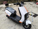 【官方正品】G9電動(dòng)摩托車(chē)大功率大容量NFC智能高速60V72V電電機高配長(cháng)續航電摩托車(chē) 曙光白/前碟后鼓/NFC手機互聯(lián)/靠背版 72V25ah/黑金石墨烯電池/木架發(fā)貨 曬單實(shí)拍圖