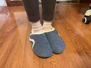 HYSMQ地板兒童加厚冬季加絨寶寶地板鞋防滑男女襪套室內棉鞋 藍色卷毛魔術(shù)貼 32-33碼/內長(cháng)19CM 曬單實(shí)拍圖