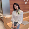 CHANEELR & KARITH真絲巾2025新款桑蠶絲甜美領(lǐng)巾花叢蝴蝶真絲披肩秋小方巾送女友 米色 曬單實(shí)拍圖