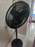 美的（Midea）電風(fēng)扇 家用風(fēng)扇落地扇 空氣循環(huán)扇 臺式桌面小風(fēng)扇 臺地兩用換氣扇輕音節能遙控定時(shí)宿舍臺扇電扇 經(jīng)典款 | 5葉大風(fēng)力 | 臺立兩用 曬單實(shí)拍圖