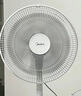 美的（Midea）電風(fēng)扇家用7葉落地扇搖頭電風(fēng)扇循臥室宿舍輕音風(fēng)扇臺式桌面小型風(fēng)扇臺地兩用升級款 白色丨7葉臺地兩用 曬單實(shí)拍圖