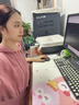 JCZS德國品質(zhì)加熱鼠標墊辦公室電腦桌面超大暖桌墊宿舍學(xué)生寫(xiě)作業(yè)暖手發(fā)熱桌墊 【右側數顯開(kāi)關(guān)】草莓女孩【90*40cm升級超大款 曬單實(shí)拍圖