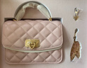 CHARLES&KEITH七夕限定禮盒鏈條包掛菱格小方包CK17-50701608-A Cotton Candy Pink棉花糖粉 S 曬單實拍圖