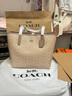 蔻馳（COACH）【品牌直供】女士經(jīng)典標(biāo)志CITY 33大號(hào)托特包單肩包七夕禮物 曬單實(shí)拍圖