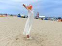 尚都比拉通勤優(yōu)雅連衣裙女春季寬松顯瘦A字裙浪漫高腰背心裙 白底花色 XL 曬單實拍圖