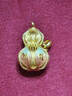 六福珠寶 黃金吊墜六字真言福滿(mǎn)傳家足金葫蘆不含鏈 計價(jià) 約4.71克 曬單實(shí)拍圖