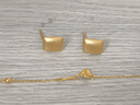 周六福（ZLF）黃金耳飾女款5G足金時(shí)尚幾何小方塊職場(chǎng)達人耳釘 計價(jià) 一對-2.17g 曬單實(shí)拍圖
