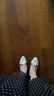 斷碼清倉(cāng)尖頭單鞋女新款真皮粗跟中年女士軟面軟底淺口奶奶鞋復(fù)古 米白色 37 曬單實(shí)拍圖