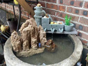 結(jié)盟者養(yǎng)魚增氧過濾器陶瓷魚缸流水招財(cái)創(chuàng)意擺件室外庭院循環(huán)流水造景石 底板長(zhǎng)30厘米不帶魚缸 曬單實(shí)拍圖