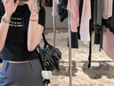 CHARLES&KEITH25夏季新品復古油蠟皮單肩斜挎腋下包七夕禮物CK2-20782621 Noir黑色 S 曬單實拍圖