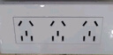 公牛（BULL）明裝118型開(kāi)關(guān)插座面板家用多孔三聯(lián)四聯(lián)墻壁電源連體插座面板 明裝十五孔插座 曬單實(shí)拍圖