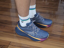 Saucony【防水款】索康尼勝利22GTX專(zhuān)業(yè)強緩震跑鞋男防水跑步鞋運動(dòng)鞋男 灰蘭253【防水鞋面】 42.5 曬單實(shí)拍圖