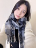 鉑吶苓圍巾女秋冬季新款保暖披肩圍脖百搭加大加厚格子韓版情侶生日禮物 樹(shù)莓格子丨灰色 曬單實(shí)拍圖