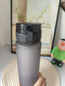 捷熠戶(hù)外運動(dòng)水杯男士大容量杯子男生高級感學(xué)生水瓶水壺塑料杯不透明 磨砂灰色 1050ml 曬單實(shí)拍圖