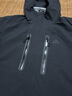 安踏水殼3.0沖鋒衣丨國家一級防水防暴雨戶(hù)外夾克情侶風(fēng)衣【Z哥同款】 【水殼3.0-男款】基礎黑-3 M(男170/女165) 曬單實(shí)拍圖