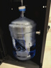 拜杰水桶手提式純凈水桶戶外塑料茶水桶飲水桶礦泉水大桶儲(chǔ)水桶大容量 19L 【加厚PC全新料】+1個(gè)備用蓋 曬單實(shí)拍圖