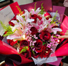 花藝灣鮮花同城配送玫瑰百合花束表白送女友老婆閨蜜生日禮物全國花店 19朵紅玫瑰6朵粉百合花束 全國同城配送 留言送花日期 曬單實(shí)拍圖