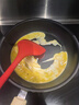 特福（Tefal）國標(biāo)I級(jí)不粘鍋平底鍋 有鈦少油煙煎鍋牛排煎蛋鍋燃?xì)庠铍姶艩t通用 1-2人【原裝鍋鏟+鍋蓋】 24cm 曬單實(shí)拍圖