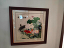 瑪朵維汀純手工刺繡荷花鯉魚(yú)蘇繡掛畫(huà)年年有余餐廳玄關(guān)書(shū)房辦公室裝飾畫(huà) 畫(huà)芯尺寸50*50cm 帶框75*75cm 曬單實(shí)拍圖