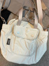 Bellroy澳洲 Cinch Backpack 20L 2025春季新款超輕量機能雙肩包 燕麥白 曬單實(shí)拍圖