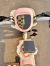 小刀新國標48V電動(dòng)自行車(chē) 小智2.0 踏板簡(jiǎn)易電自通用輕便電瓶車(chē)【無(wú)需駕照】 續航約45KM-桃花粉/奶酪白-350W 曬單實(shí)拍圖