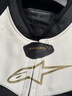 Alpinestars GP-4 a星女士摩托車(chē)騎行服防摔亞洲版騎行皮衣機車(chē)女騎士賽車(chē)服 黑/白/金1059 XL 曬單實(shí)拍圖