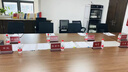 京東方（BOE）京東方7.4英寸會(huì)議顯示 電子屏幕 墨水屏智能APP控制 電子屏 7.4英寸 紅木色桌牌T740BTRD1 曬單實(shí)拍圖