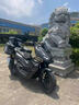 漢達ADV混動(dòng)水冷4氣門(mén)下懸掛摩托車(chē)150cc可上牌ABS投屏儀表踏板燃油車(chē) 亮黑A(yíng)DV混動(dòng)4氣門(mén)下懸掛水冷+ABS+TCS+投屏儀表+記錄儀 無(wú)3箱 手把加熱+GPS定位+升降擋風(fēng)+胎壓監測+正心輪 曬單實(shí)拍圖