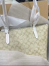 蔻馳（COACH）新款女包ZIP30系列大容量手提包單肩包手提包閨蜜生日禮物送女友 4455IMDQC卡其配白色 曬單實(shí)拍圖