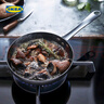 宜家（IKEA）VARDAGEN瓦達(dá)恩平底煎鍋碳鋼適用多類灶具現(xiàn)代簡約北歐風(fēng)  煎鍋24cm+鍋蓋 曬單實(shí)拍圖