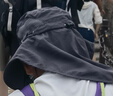 句可兒童防曬帽帶風(fēng)扇披肩遮陽(yáng)太陽(yáng)能充電夏季透氣薄款男女童寬檐護頸 【深灰色款】加長(cháng)披肩 【配太陽(yáng)能風(fēng)扇一個(gè)】 曬單實(shí)拍圖