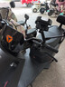 閃魔電動(dòng)車(chē)手機支架摩托車(chē)電瓶車(chē)手機支架山地自行車(chē)手機支架防震適用外賣(mài)快遞騎行手小牛九號愛(ài)瑪雅迪 「后視鏡款」一鍵鎖死-單手取放-騎行0抖動(dòng) 曬單實(shí)拍圖