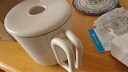 美的（Midea）第二代便攜式折疊燒水杯電熱水壺 旅行出差學(xué)生 泡面杯小容量迷你一體無縫內(nèi)膽 0.7升 SH07S104 曬單實(shí)拍圖